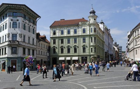 V Sloveniji reven že vsak sedmi prebivalec