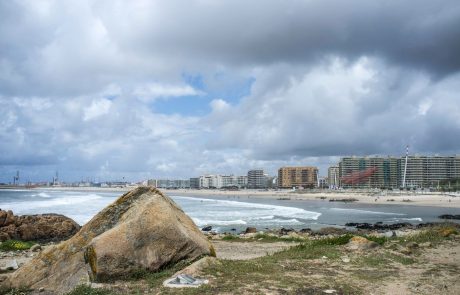 Na Portugalskem zaradi orkana Leslie razglasili najvišjo stopnjo ogroženosti