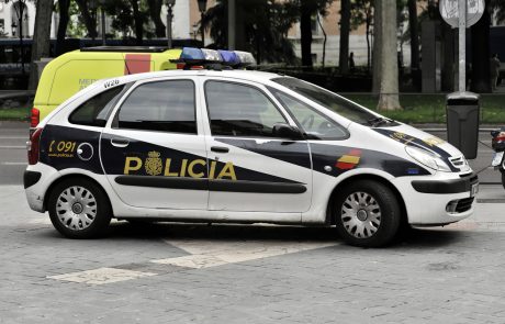 V Španiji razbili kriminalno združbo, ki je na spletu objavljala otroško pornografijo