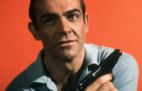 Za pištolo iz prvega filma o Jamesu Bondu iztržili četrt milijona dolarjev