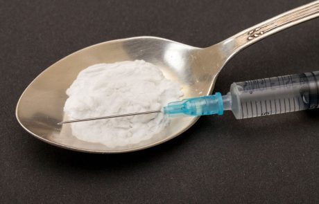 Norveška bo uvedla predpisovanje brezplačnega heroina na recept za najhujše odvisnike