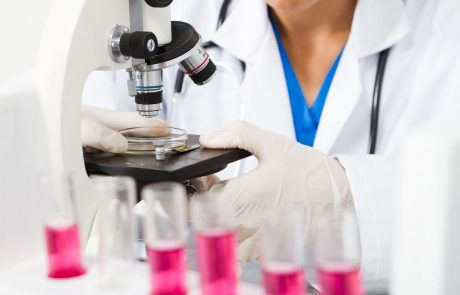 V Nemčiji razvili krvni test za raka dojk, za splošno uporabo na voljo že letos