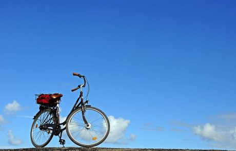 Škotinja v rekordnih 125 dneh s kolesom okoli sveta, prevozila kar 14 držav in več kot 29.000 kilometrov