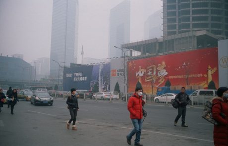 Kitajska v boj proti onesnaženju z orjaškim čistilnikom zraka