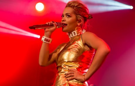 Rita Ora v Zadru: za enourni koncert bo prejela 200.000 evrov