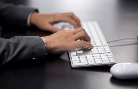 Nadzor elektronske pošte zaposlenega je kršitev njegovih pravic