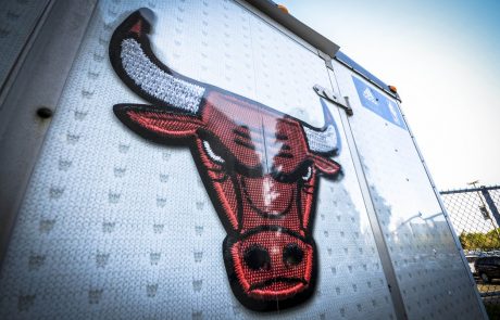 Tega do sedaj ni še nihče ugotovil: Obrnjen Chicago Bulls logo je zelo neprimeren