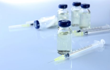 Novembrska pošiljka cepiva proti gripi prednostno rizičnim skupinam