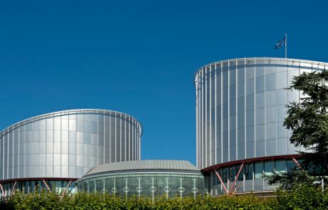 O tožbi Slovenije proti Hrvaški bo odločal veliki senat Evropskega sodišča za človekove pravice