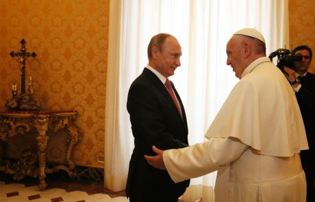 Putin 4. julija na obisku pri papežu