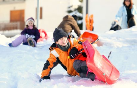 Na težko pričakovane zimske počitnice še šolarji zahodne in osrednje Slovenije