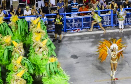 V Rio de Janeiru za nedoločen čas preložili karneval