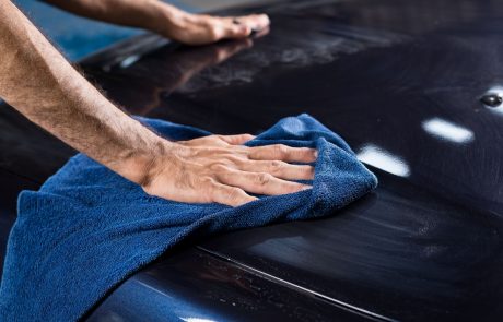 Najhitrejša metoda za voskanje avta! (video)