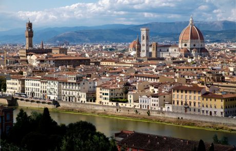 Župan Firenc z drastičnimi ukrepi proti svinjanju turistov