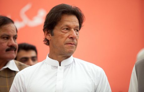 Imran Kan tudi uradno zmagovalec parlamentarnih volitev v Pakistanu