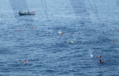Ob obali Italije rešili rekordno število beguncev