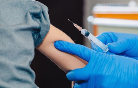 Italija bo končno uvedla obvezno cepljenje otrok, število obolelih za ošpicami je alarmantno