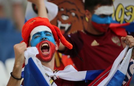 Ruski navijači se poslavljajo iz evropskega nogometnega prvenstva