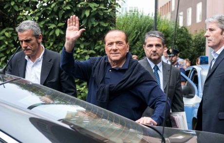 Nekdanji šef italijanske vlade Silvio Berlusconi se vrača v nogomet
