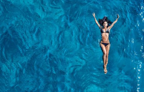 Dopustniška aktivnost, ki topi kilograme in krepi mišice … pa ni plavanje!