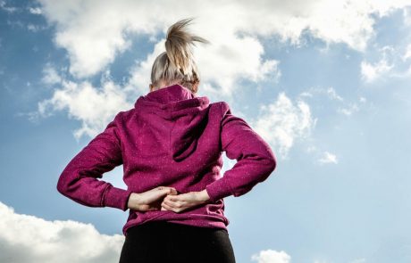 6 korakov do pravilne drže in proti bolečinam v hrbtenici