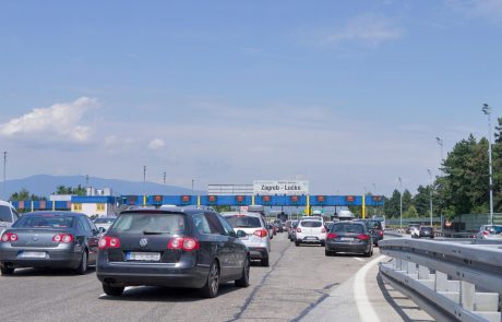 Na Hrvaškem si zaradi rekordne turistične sezone roke manejo tudi avtocestna podjetja