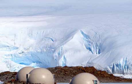 64.000 EUR za počitnice na Antarktiki