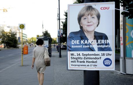 Velike izgube za vladajoči stranki v Berlinu