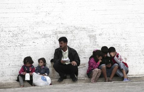 Grki nameravajo končno urediti razmere v begunskem centru na Lezbosu