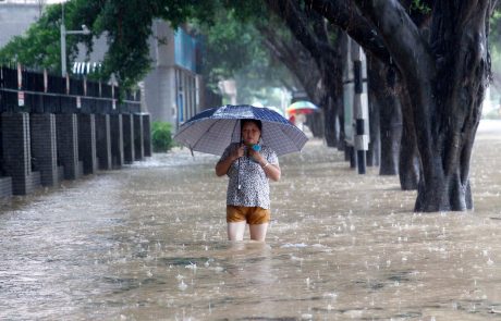 Tajfun Megi pustoši na vzhodu Kitajske