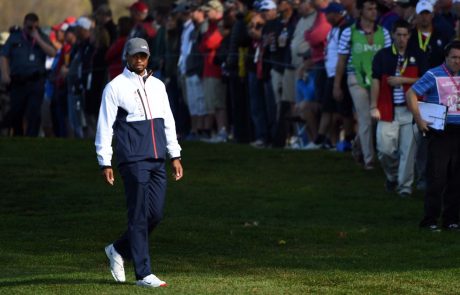 Tiger Woods je moral pod kirurši nož še petič