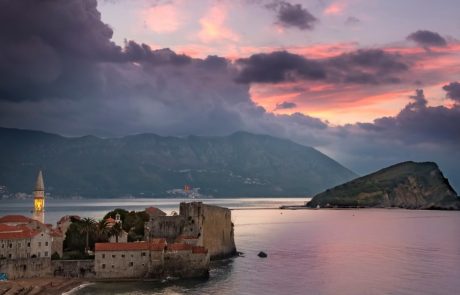 Črna gora istospolnim parom zagotovila enakopravnost pred zakonom