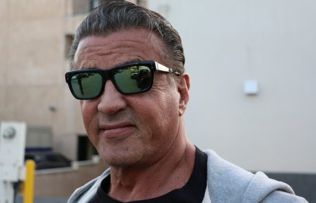 Stallone nad indijsko priredbo Ramba