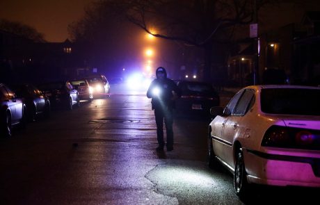 Krvav božič: V Chicagu je v prazničnih strelskih spopadih umrlo 43 ljudi