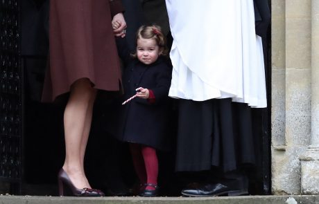 Princesa Charlotte praznuje drugi rojstni dan: Poglejte, kako neverjetno je podobna kraljici