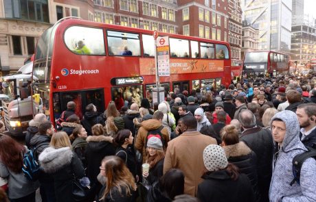 V Londonu zaradi stavke na podzemni železnici prometni kaos