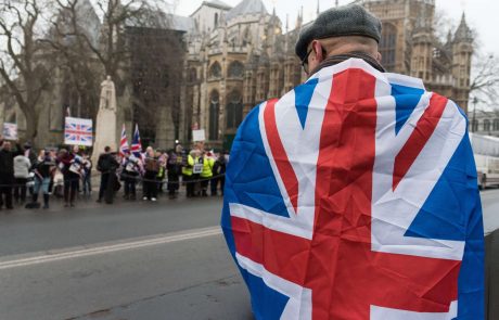 Večina Britancev danes obžaluje brexit