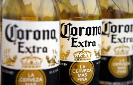 Koronavirus ustavil proizvodnjo piva Corona