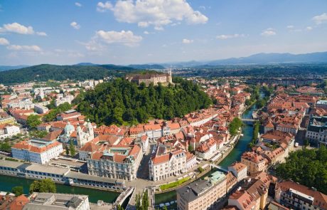 Nad plovbo po Ljubljanici najbolj navdušeni italijanski turisti