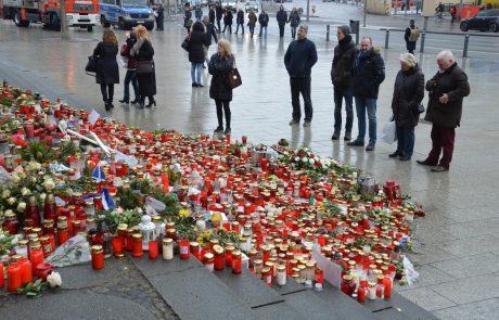 “Terorističnega napadalca v Berlinu bi lahko prijeli še pred napadom”