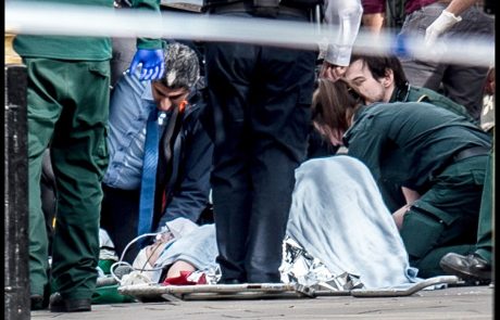 Teroristični napad v Londonu: Štirje mrtvi, najmanj 20 ranjenih