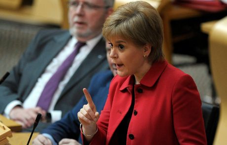 Škotski parlament podprl novi referendum o samostojnosti Škotske
