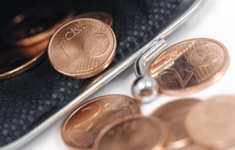 Italija ukinja kovance za en in dva centa