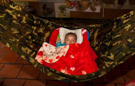 Ženska v Vietnamu rodila 7 kg težkega ‘mega dojenčka’