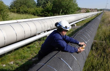 Mediji: Slovenija namerava Madžarski pomagati z izgradnjo plinovoda za pretok alžirskega plina