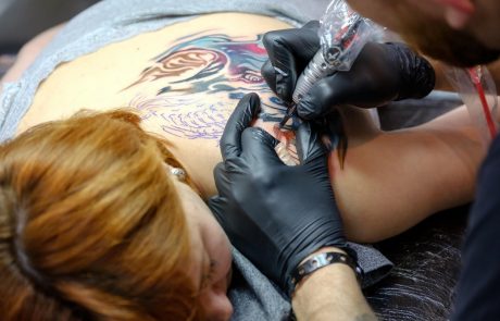 Psihologi razkrili: Ljudje, ki imajo tetovaže, se od drugih razlikujejo po teh treh lastnostih