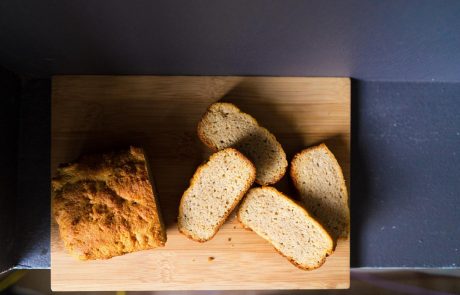 RECEPT: Kruh brez glutena