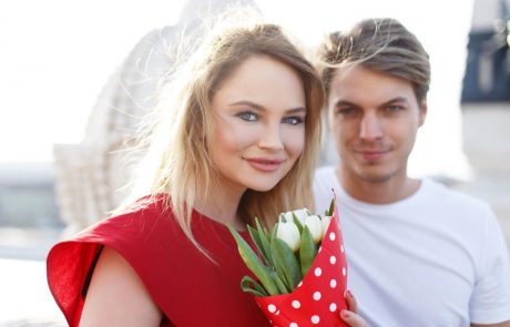 5 stvari, ki bi jih morala vedeti, preden se odpraviš na zmenek na slepo