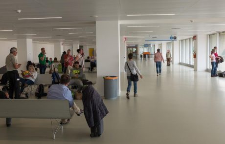 Na tržaškem letališču v Ronkah odprli železniško postajo