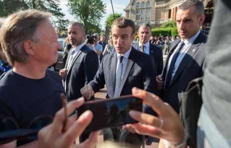 Macron: Francija je pripravljena, da stopi na povsem novo pot
